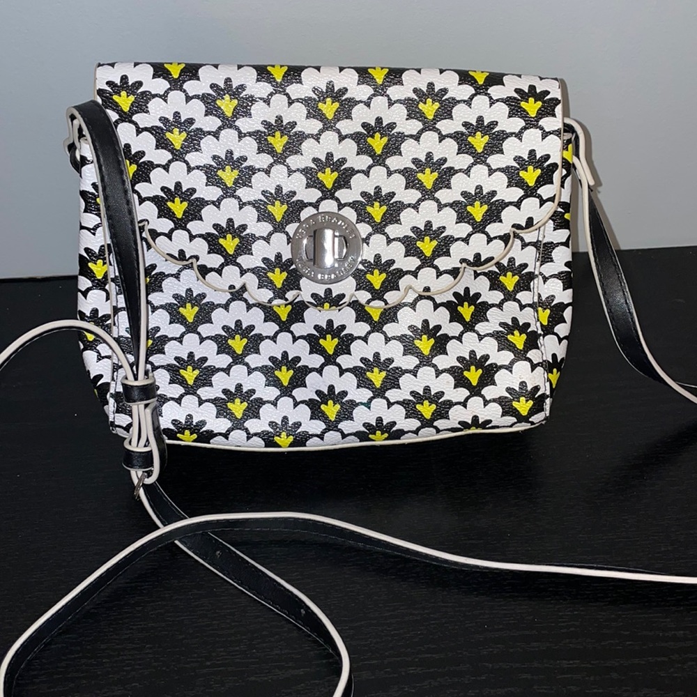 Vera Bradley Fanfare Fans